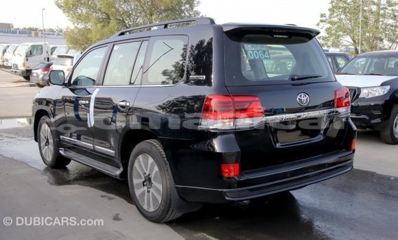 Buy Import Toyota Land Cruiser Black Car in Import - Dubai in Dhufar Buy Import Toyota Land Cruiser Black Car in Import - Dubai in Dhufar