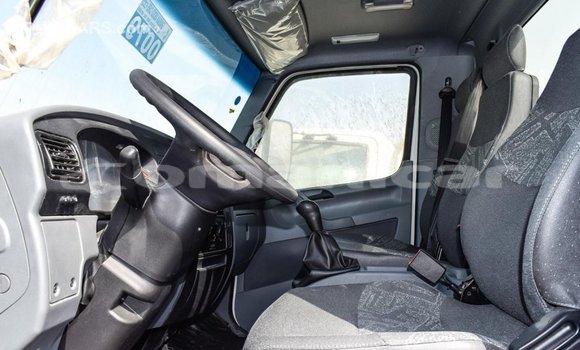 Buy Import Mercedes-Benz 190 White Car in Import - Dubai in Dhufar Buy Import Mercedes-Benz 190 White Car in Import - Dubai in Dhufar