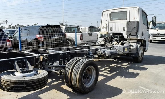 Buy Import Mercedes-Benz 190 White Car in Import - Dubai in Dhufar Buy Import Mercedes-Benz 190 White Car in Import - Dubai in Dhufar