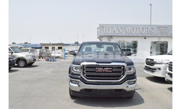 Buy Import GMC Sierra Black Car in Import - Dubai in Dhufar