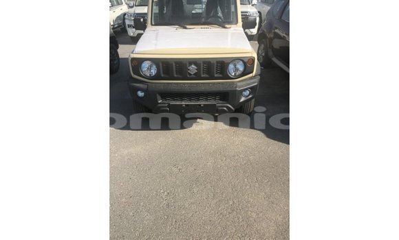 Buy Import Suzuki Jimny Beige Car in Import - Dubai in Dhufar