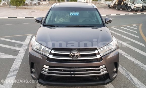 Buy Import Toyota Highlander Other Car in Import - Dubai in Dhufar Buy Import Toyota Highlander Other Car in Import - Dubai in Dhufar