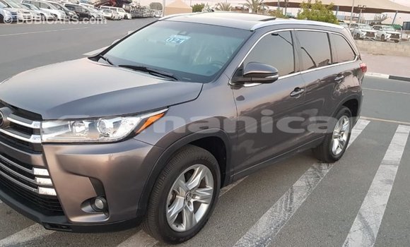 Buy Import Toyota Highlander Other Car in Import - Dubai in Dhufar Buy Import Toyota Highlander Other Car in Import - Dubai in Dhufar