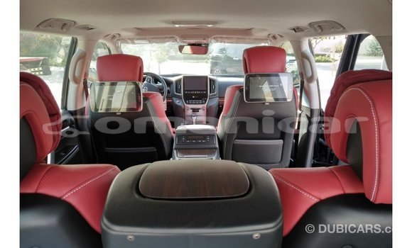 Buy Import Toyota Land Cruiser Black Car in Import - Dubai in Dhufar Buy Import Toyota Land Cruiser Black Car in Import - Dubai in Dhufar