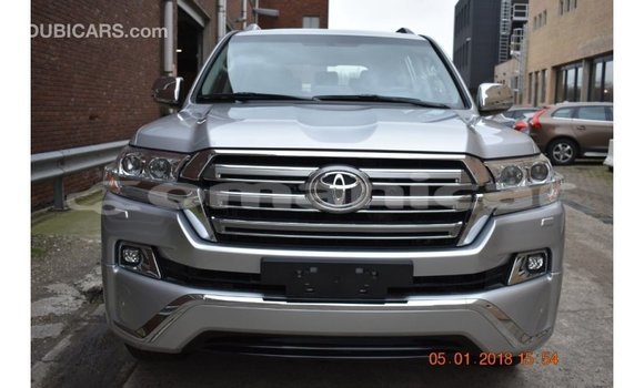 Buy Import Toyota Land Cruiser Other Car in Import - Dubai in Dhufar Buy Import Toyota Land Cruiser Other Car in Import - Dubai in Dhufar