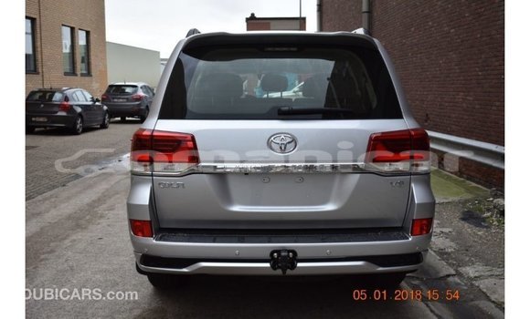 Buy Import Toyota Land Cruiser Other Car in Import - Dubai in Dhufar Buy Import Toyota Land Cruiser Other Car in Import - Dubai in Dhufar
