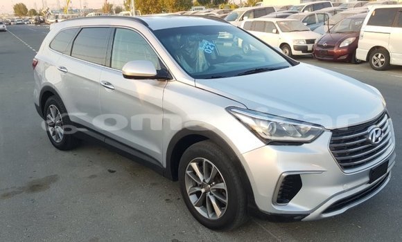 Buy Import Hyundai Santa Fe Other Car in Import - Dubai in Dhufar Buy Import Hyundai Santa Fe Other Car in Import - Dubai in Dhufar
