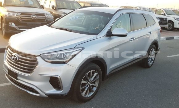 Buy Import Hyundai Santa Fe Other Car in Import - Dubai in Dhufar Buy Import Hyundai Santa Fe Other Car in Import - Dubai in Dhufar