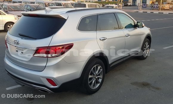 Buy Import Hyundai Santa Fe Other Car in Import - Dubai in Dhufar Buy Import Hyundai Santa Fe Other Car in Import - Dubai in Dhufar
