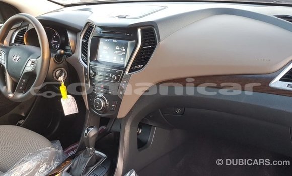 Buy Import Hyundai Santa Fe Other Car in Import - Dubai in Dhufar Buy Import Hyundai Santa Fe Other Car in Import - Dubai in Dhufar