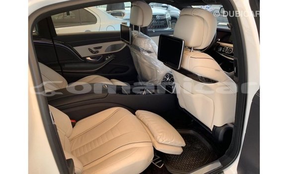 Buy Import Mercedes-Benz 190 White Car in Import - Dubai in Dhufar Buy Import Mercedes-Benz 190 White Car in Import - Dubai in Dhufar