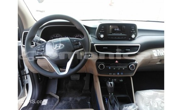 Buy Import Hyundai Tucson White Car in Import - Dubai in Dhufar Buy Import Hyundai Tucson White Car in Import - Dubai in Dhufar
