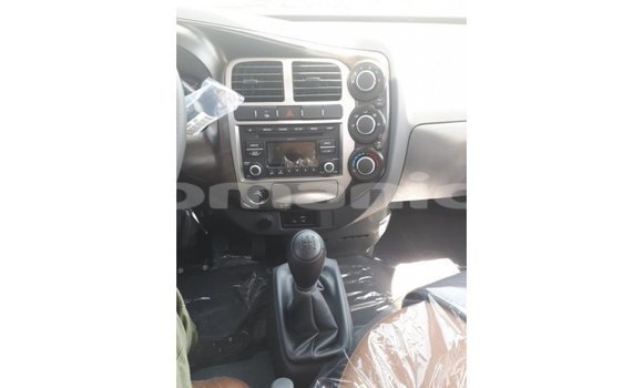 Buy Import Kia Carens White Car in Import - Dubai in Dhufar Buy Import Kia Carens White Car in Import - Dubai in Dhufar