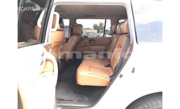 Buy Import Nissan Patrol White Car in Import - Dubai in Dhufar Buy Import Nissan Patrol White Car in Import - Dubai in Dhufar
