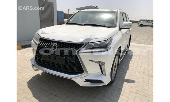 Buy Import Lexus LX White Car in Import - Dubai in Dhufar Buy Import Lexus LX White Car in Import - Dubai in Dhufar
