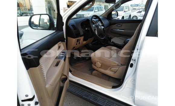 Buy Import Toyota Fortuner White Car in Import - Dubai in Dhufar Buy Import Toyota Fortuner White Car in Import - Dubai in Dhufar