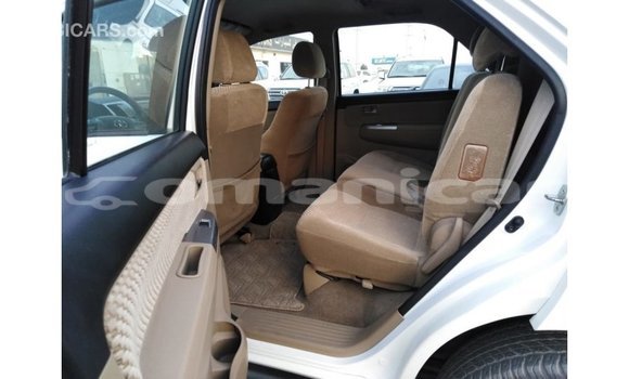 Buy Import Toyota Fortuner White Car in Import - Dubai in Dhufar Buy Import Toyota Fortuner White Car in Import - Dubai in Dhufar