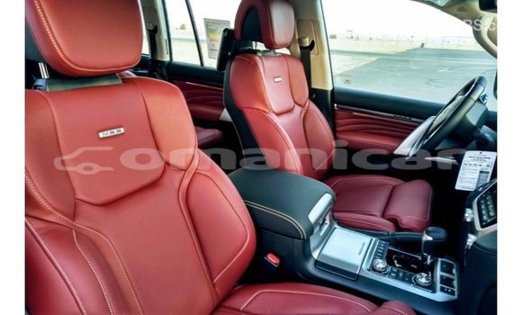 Buy Import Toyota Land Cruiser Black Car in Import - Dubai in Dhufar Buy Import Toyota Land Cruiser Black Car in Import - Dubai in Dhufar
