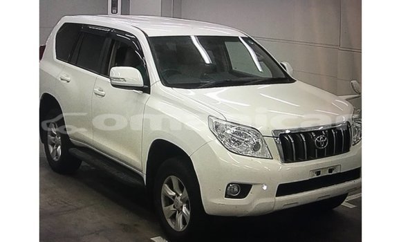 Buy Import Toyota Prado White Car in Import - Dubai in Dhufar Buy Import Toyota Prado White Car in Import - Dubai in Dhufar