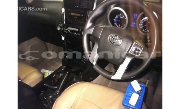 Buy Import Toyota Prado White Car in Import - Dubai in Dhufar Buy Import Toyota Prado White Car in Import - Dubai in Dhufar