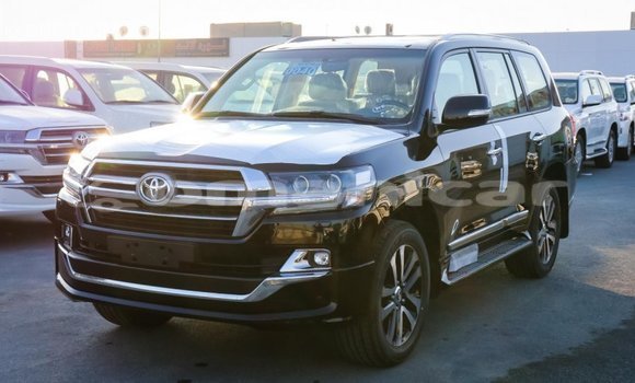 Buy Import Toyota Land Cruiser Black Car in Import - Dubai in Dhufar Buy Import Toyota Land Cruiser Black Car in Import - Dubai in Dhufar