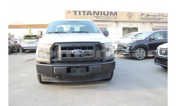 Buy Import Ford Club Wagon Other Car in Import - Dubai in Dhufar