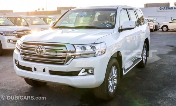 Buy Import Toyota Land Cruiser White Car in Import - Dubai in Dhufar Buy Import Toyota Land Cruiser White Car in Import - Dubai in Dhufar