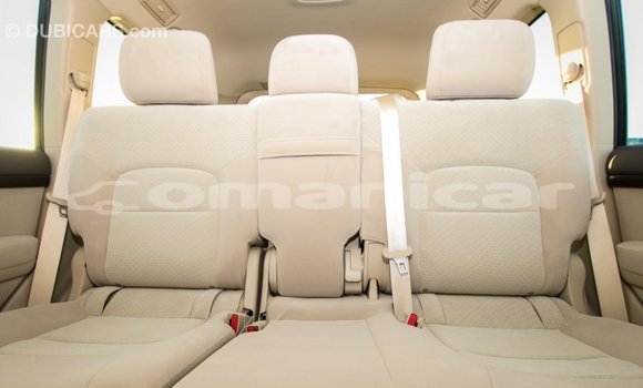 Buy Import Toyota Land Cruiser White Car in Import - Dubai in Dhufar Buy Import Toyota Land Cruiser White Car in Import - Dubai in Dhufar