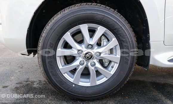Buy Import Toyota Land Cruiser White Car in Import - Dubai in Dhufar Buy Import Toyota Land Cruiser White Car in Import - Dubai in Dhufar