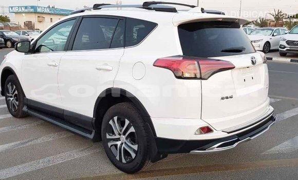 Buy Import Toyota RAV4 White Car in Import - Dubai in Dhufar Buy Import Toyota RAV4 White Car in Import - Dubai in Dhufar