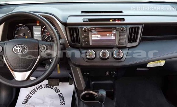 Buy Import Toyota RAV4 White Car in Import - Dubai in Dhufar Buy Import Toyota RAV4 White Car in Import - Dubai in Dhufar