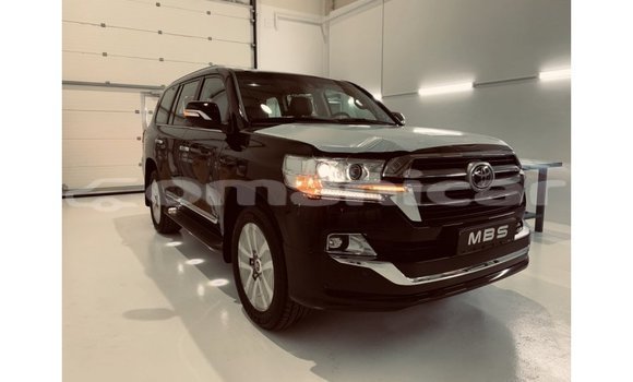 Buy Import Toyota Land Cruiser Black Car in Import - Dubai in Dhufar Buy Import Toyota Land Cruiser Black Car in Import - Dubai in Dhufar