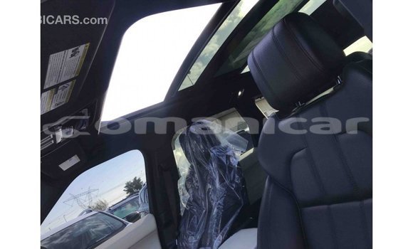 Buy Import Land Rover Range Rover White Car in Import - Dubai in Dhufar