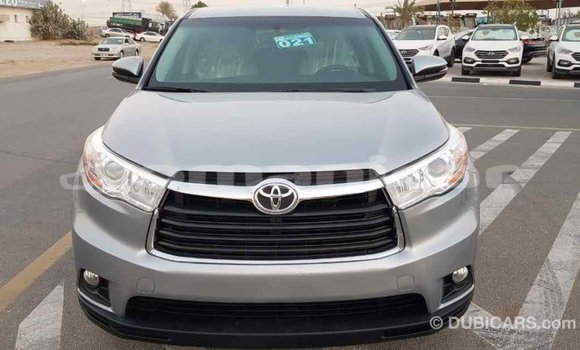 Buy Import Toyota Highlander Other Car in Import - Dubai in Dhufar Buy Import Toyota Highlander Other Car in Import - Dubai in Dhufar