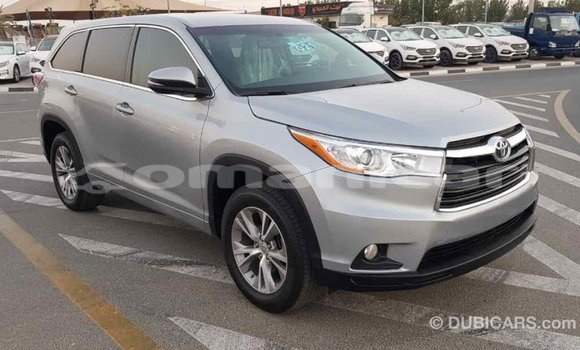 Buy Import Toyota Highlander Other Car in Import - Dubai in Dhufar Buy Import Toyota Highlander Other Car in Import - Dubai in Dhufar