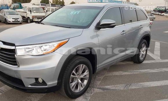 Buy Import Toyota Highlander Other Car in Import - Dubai in Dhufar Buy Import Toyota Highlander Other Car in Import - Dubai in Dhufar