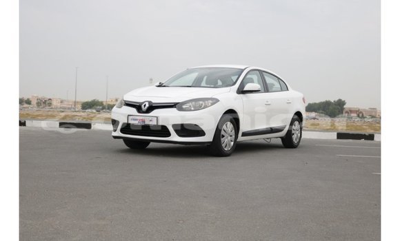 Buy Import Renault Fluence White Car in Import - Dubai in Dhufar