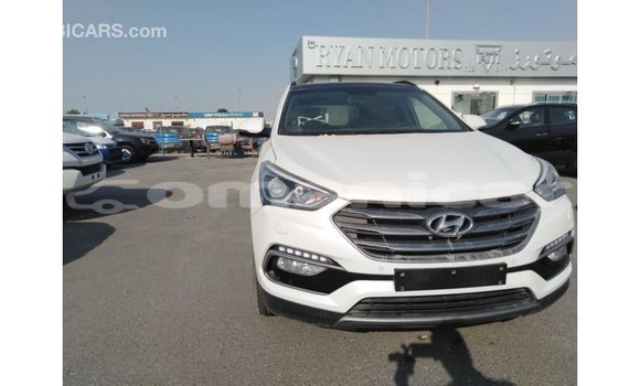Buy Import Hyundai Santa Fe White Car in Import - Dubai in Dhufar Buy Import Hyundai Santa Fe White Car in Import - Dubai in Dhufar