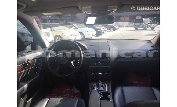 Buy Import Mercedes-Benz 190 (W201) Black Car in Import - Dubai in Dhufar Buy Import Mercedes-Benz 190 (W201) Black Car in Import - Dubai in Dhufar
