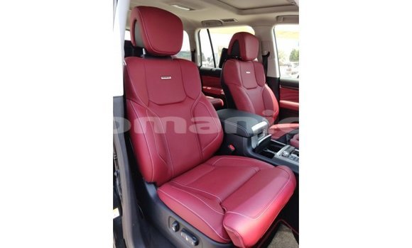 Buy Import Toyota Land Cruiser Black Car in Import - Dubai in Dhufar Buy Import Toyota Land Cruiser Black Car in Import - Dubai in Dhufar