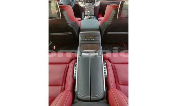 Buy Import Toyota Land Cruiser Black Car in Import - Dubai in Dhufar Buy Import Toyota Land Cruiser Black Car in Import - Dubai in Dhufar