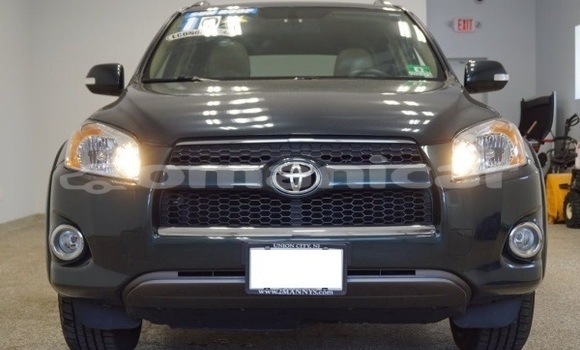 Buy Used Toyota RAV4 Other Car in Muscat in Masqat Buy Used Toyota RAV4 Other Car in Muscat in Masqat