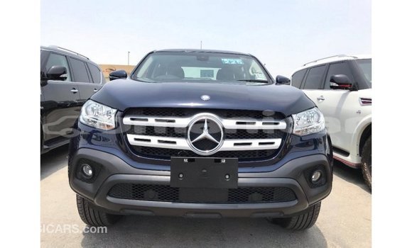 Buy Import Mercedes-Benz 250 Blue Car in Import - Dubai in Dhufar Buy Import Mercedes-Benz 250 Blue Car in Import - Dubai in Dhufar