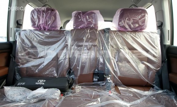 Buy Import Toyota Land Cruiser Black Car in Import - Dubai in Dhufar Buy Import Toyota Land Cruiser Black Car in Import - Dubai in Dhufar