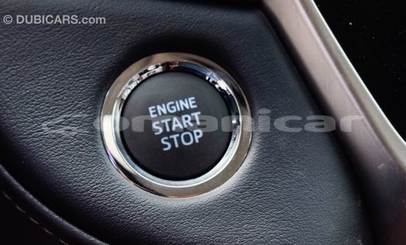 Buy Import Toyota Land Cruiser White Car in Import - Dubai in Dhufar Buy Import Toyota Land Cruiser White Car in Import - Dubai in Dhufar