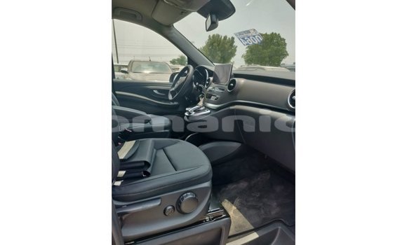 Buy Import Mercedes-Benz 250 Black Car in Import - Dubai in Dhufar Buy Import Mercedes-Benz 250 Black Car in Import - Dubai in Dhufar