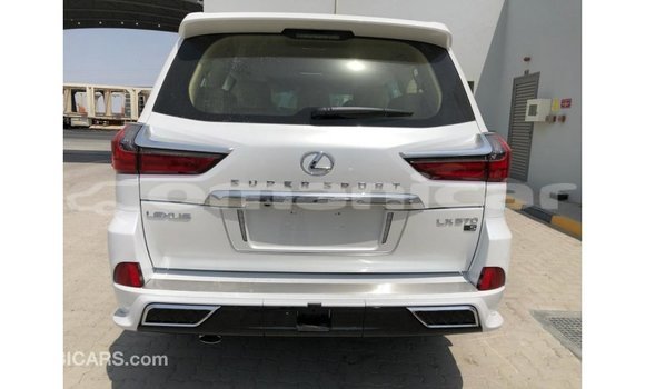Buy Import Lexus LX White Car in Import - Dubai in Dhufar Buy Import Lexus LX White Car in Import - Dubai in Dhufar