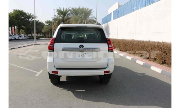 Buy Import Toyota Prado White Car in Import - Dubai in Dhufar Buy Import Toyota Prado White Car in Import - Dubai in Dhufar