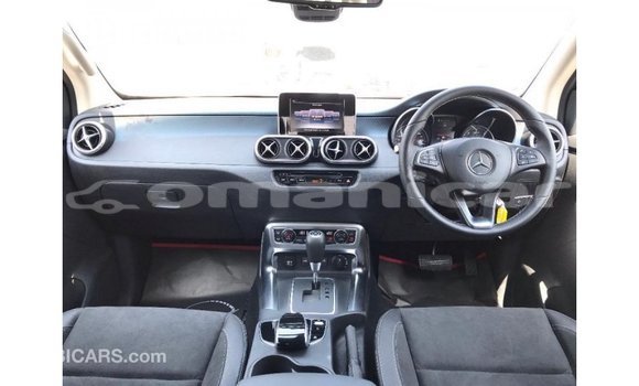 Buy Import Mercedes-Benz 250 Red Car in Import - Dubai in Dhufar Buy Import Mercedes-Benz 250 Red Car in Import - Dubai in Dhufar