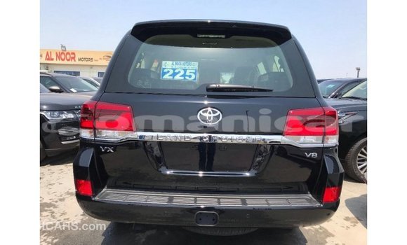 Buy Import Toyota Land Cruiser Black Car in Import - Dubai in Dhufar Buy Import Toyota Land Cruiser Black Car in Import - Dubai in Dhufar